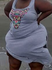 Older babe likes sex very much