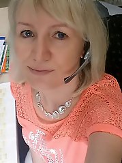 Zealous experienced babe is posing seminaked