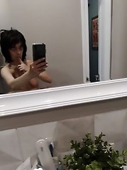 Mature MILF Housewife Pussy Creampie