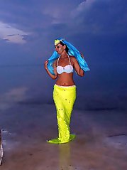 Eltons evening at the seaside pier